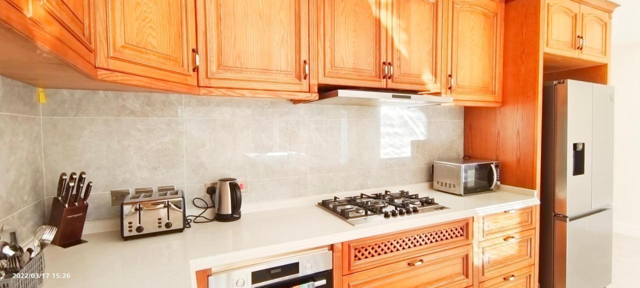 Marigold Villa Harrow Bagian luar foto